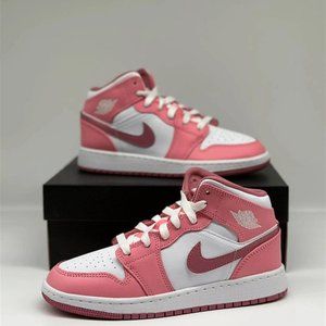 Air Jordan 1 Mid 'Valentine's Day' GS 2023 | Coral Chalk/Desert Berry/White